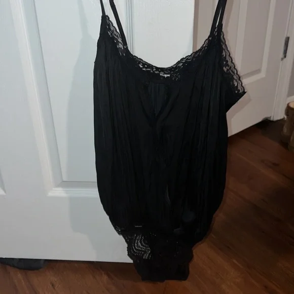 Free People Body Suit - Picture 3 of 4